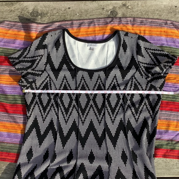 Avenue size 18/20 Fit and Flare Dress - Picture 6 of 10